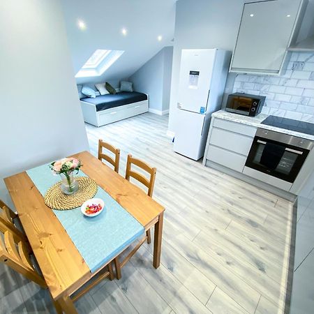 Large 1-Bedroom Flat, 5 Guest, London - F4 Eksteriør bilde